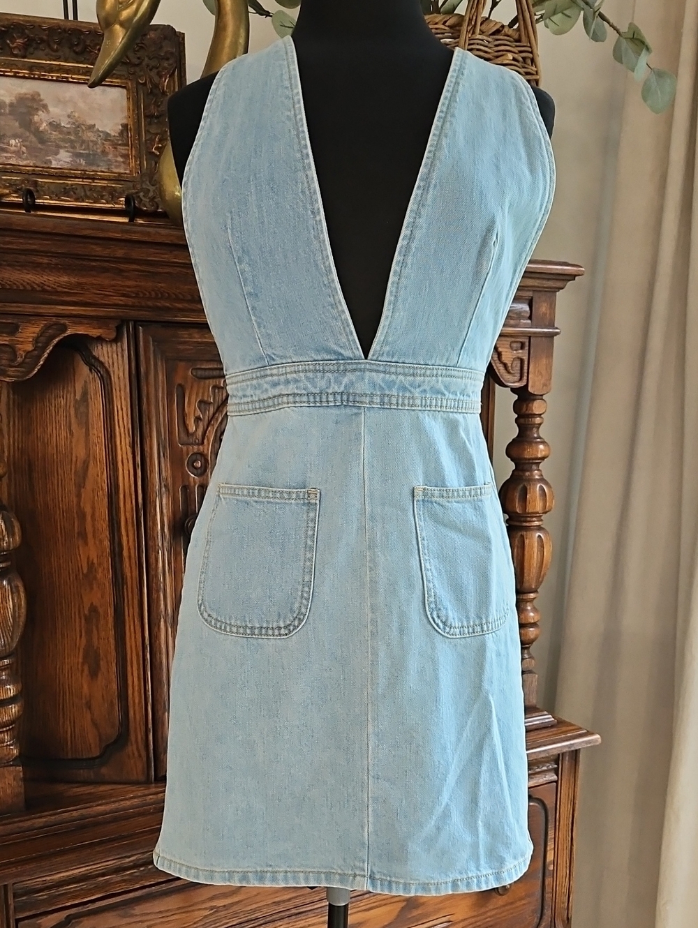 BDG Urban Outfitters  Blue Denim Overall Cross  Strap Dress. Size 6 UK 10